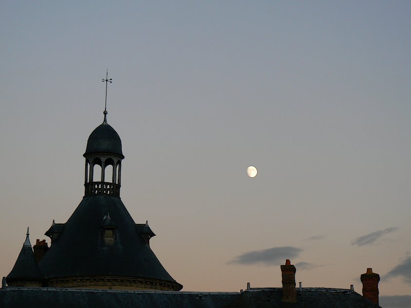 Le Donjon de Ste Genevieve-des-Bois: Le Donjon 147